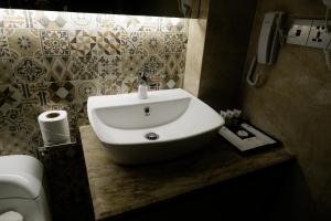 dmore kuakata hotel and resort