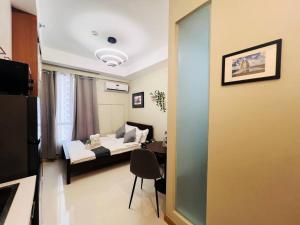 1BR Condotel Suite at Sunshine100 City Plaza #SS04
