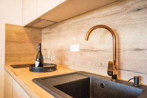 Apartments by the sea Lumbarda, Korcula - 4353