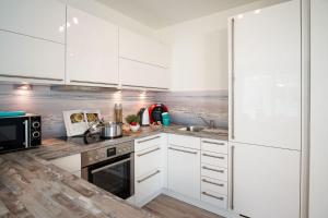 Duenenpark-Heiligenhafen-Haus-Duenengras-Wohnung-Ankerplatz-Nr-1