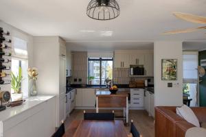 Stylish Top Floor Apartment