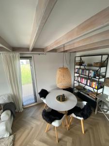 Guesthouse The White House - gehele huisje