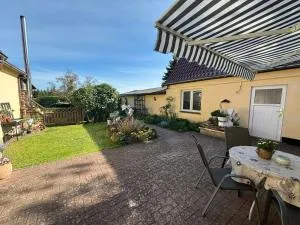 Fewo Mölschow auf Usedom mit einem Garten und W-Lan - Mölschow