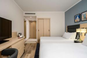 Twin Guest Room room in Hilton Garden Inn Budapest