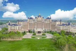 Howard Johnson Junhe Hot Springs Resort Beijing北京君和豪生温泉酒店 - 鹰手营子