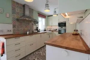 Adosado Familiar Los Enebros - 厄尔-汝姆披多 Adosado Familiar Los Enebros - 厄尔-汝姆披多