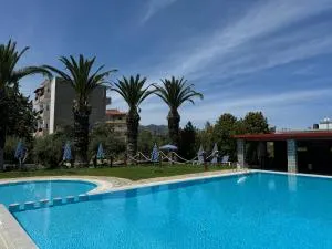 Zac & Georgio Studios "ex Imperial Studios" - Áyios Míron