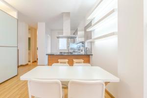 BHost - Ancha del Carmen