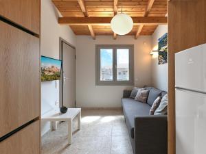 Top-Floor Athens Studio with Stunning Views of the Parthenon