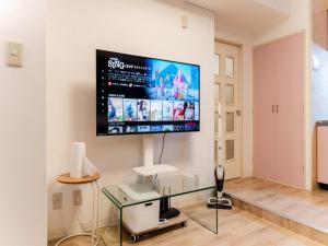 Shinjuku,Ushigome Yanagicho Sta 1min walk , Kabukicho3min