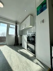 Flat on high street - Ovingdean