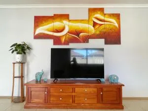 YF Home Sweet Home FREE WIFI 4 bedroom beautiful house - Eden Park