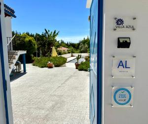 Villa Azul, Graça Portugal