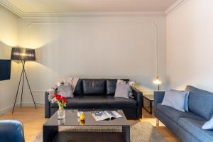 2167 - AB Casa Saltor