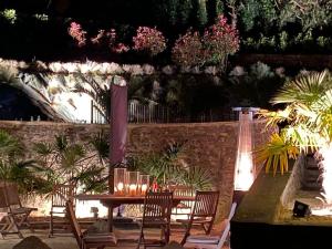 Villas VILLA CAROLLES : photos des chambres