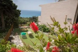 Petasos House - Garden - Sea View - Áyios Ioánnis