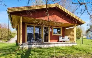 Awesome Home In Gällstad With Sauna - Timmele