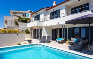 Awesome Home In Lukovo With Sauna