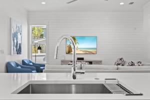 Vacation Station With Private Pool And Lsv