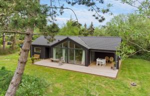 Gorgeous Home In Rødby With Wifi