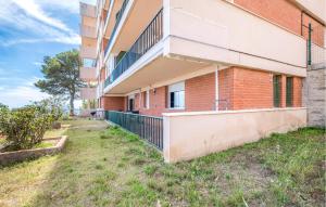 Stunning Apartment In Salou