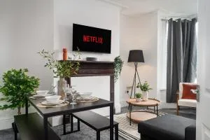 Hill View House - 5 Bedroom Home - Sheffield - Nether Edge