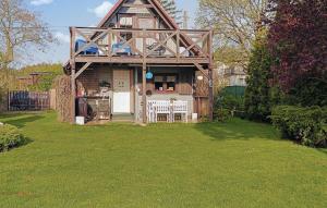 Two-Bedroom Holiday Home In Nowe Warpno