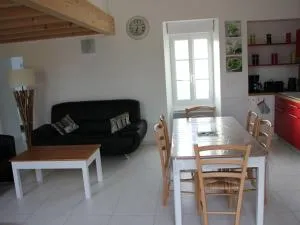 LOCATION Les Lisettes N1 - Allards