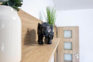 Six Corners - Bright Corner