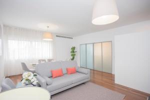 Liiiving in Porto - Light Trendy Apartment