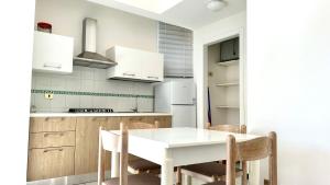 Palme 12 - Marcelli, monolocale con terrazzino, Residence Le Palme