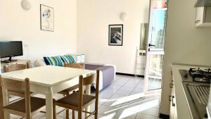 Palme 12 - Marcelli, monolocale con terrazzino, Residence Le Palme