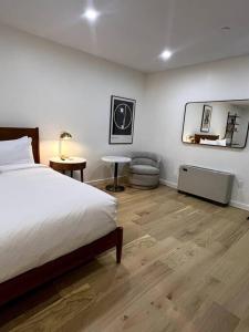 King Bed, Historic Hotel, Bangor, Room # 101