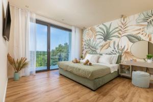 Villa Lumi - with private pool, sauna, outdoor jacuzzi, fitness room, table tennis