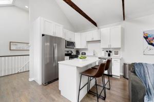 Chicago Treasure 4 Bed Getaway