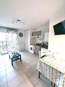 Maubec YourHostHelper