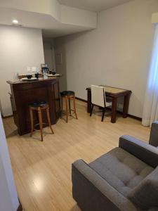 LA RESIDENCE PAULISTA - Flat 916 - Residence Service com Academia, Piscina e Prox Paulista