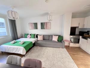 Funky Apartment near Central Station Free Parking