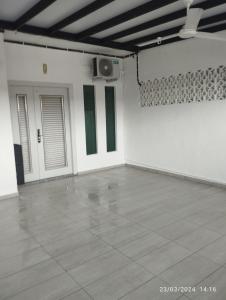 Batu Pahat Taman Banang Homestay