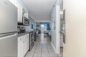 Ocean View Studio with 3 Beds! Sea Mist 51303