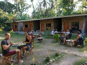 Mentos Bungalowz Riung