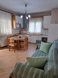 SAVINA APARTMENT Kalamitsa KAVALA