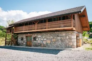 Artemis - Adlešiči