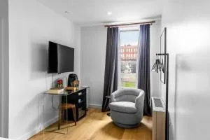 DTWN Bangor, Historic Hotel, Coffee Shop in building, Room # 105 - Holden