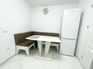 Old Town Retreat No 8