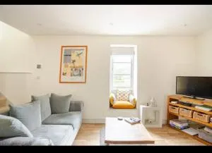 Stans Place Self Catering Cottage - 泰特伯里