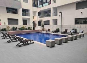 Miramar Luxury apartment Front Beach View