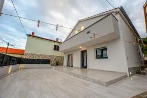 Il Dono Del Mare - Island Iž - Rava