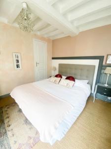 B&B / Chambres d'hotes Chambres D'Hotes La Villa Alienor : photos des chambres