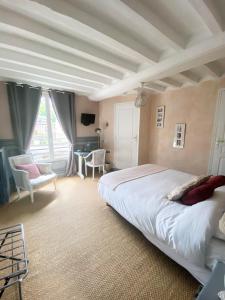B&B / Chambres d'hotes Chambres D'Hotes La Villa Alienor : photos des chambres
